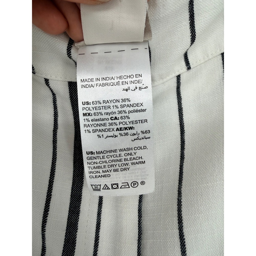 Chico's Striped Trousers 1/8 White Black Coastal Grandmother Nautical‎ Chic - Picture 3 of 9